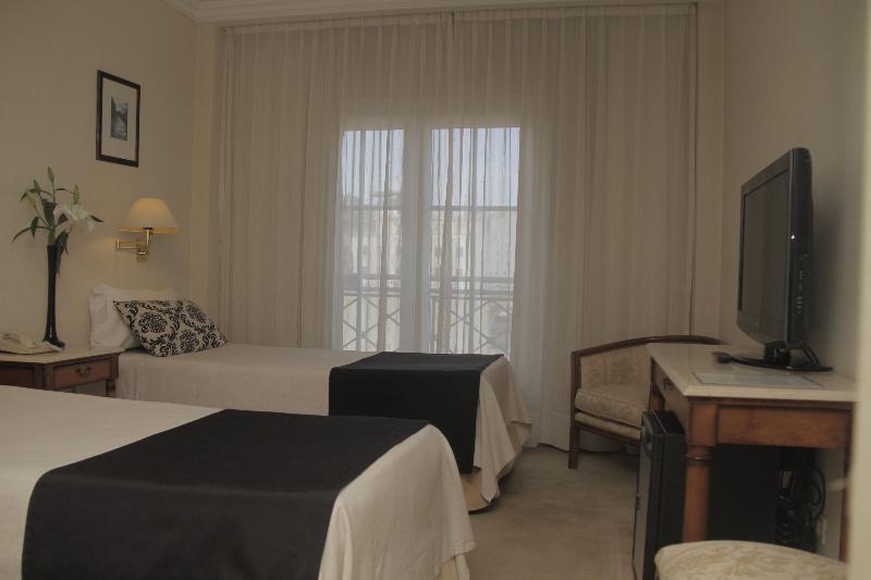 Howard Johnson Hotel 9 De Julio Avenue Буэнос-Айрес Экстерьер фото
